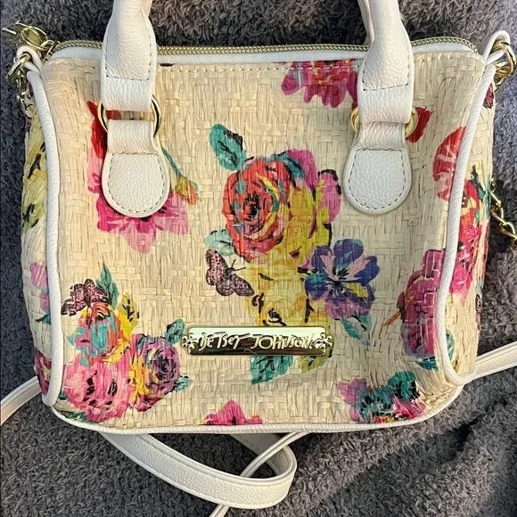 Betsey Johnson White Floral Mini Bag - Picture 2 of 5